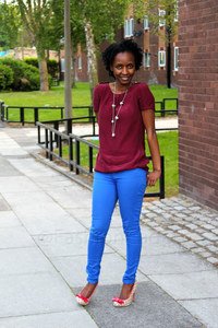 How to style Bright coloured jeans