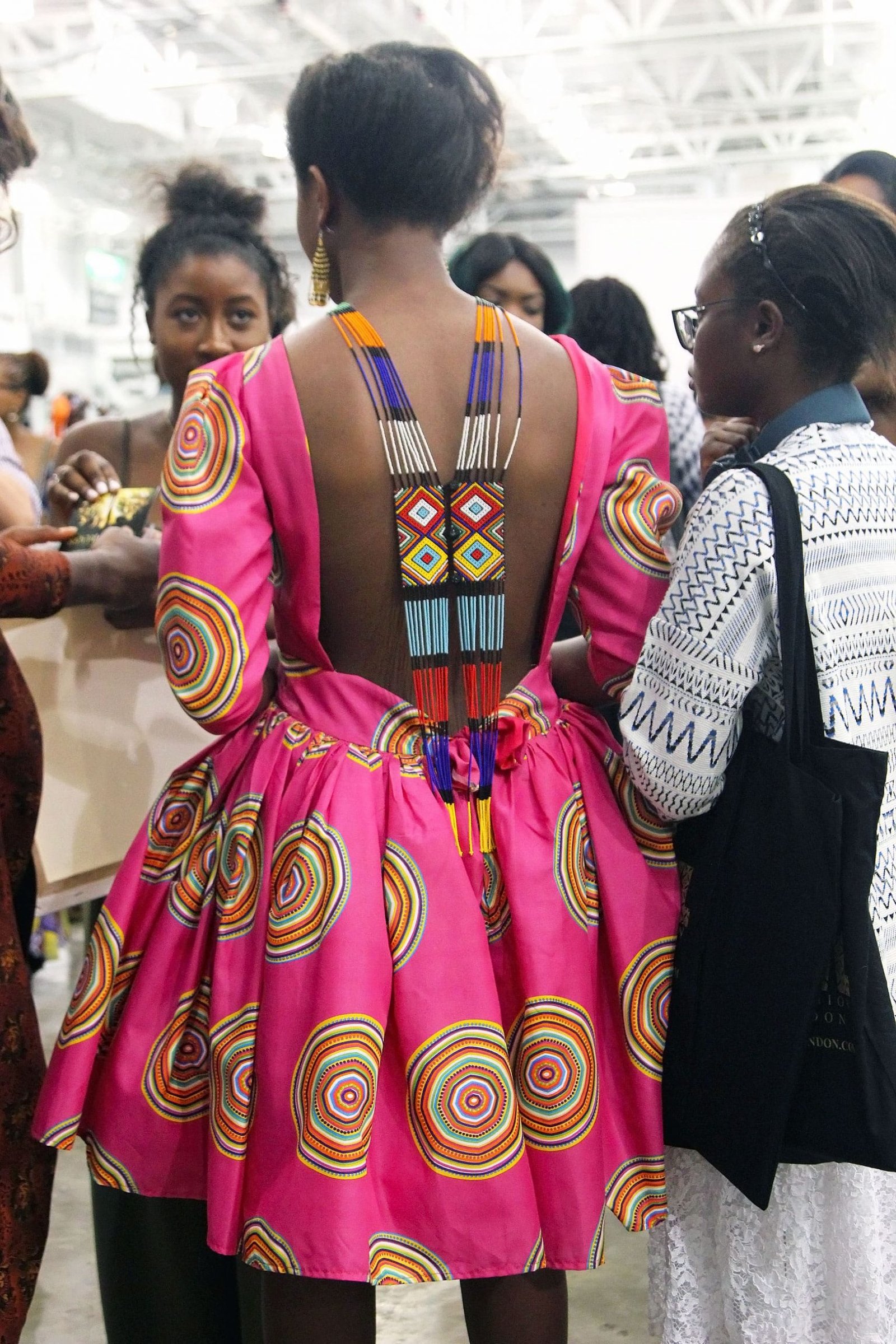 Tips on How to Wear Backless Ankara/Kitenge/Chitenge/African Print Dresses